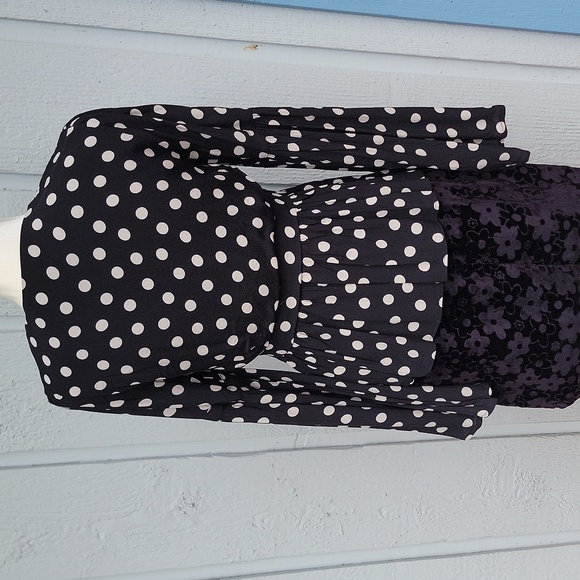 VICI B/W Crepe PolkaDot Blouse sz M - Picture 3 of 10